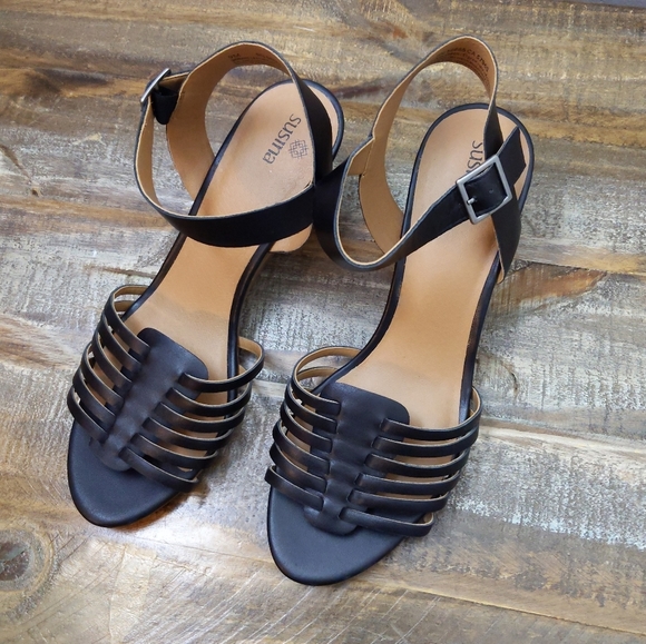 🆕🌿LEATHER GLADIATOR WEDGE SANDALS🌿 - Picture 8 of 10